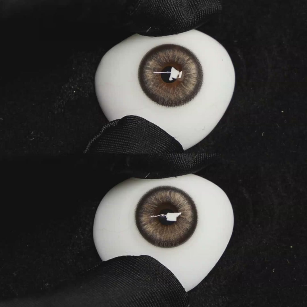 Hazel Envy Contact Lenses